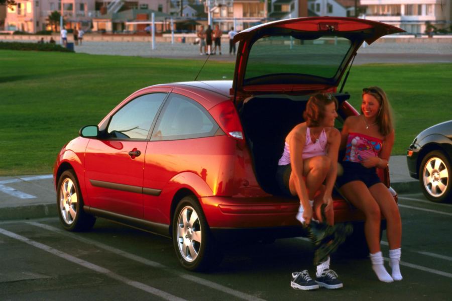  Ford Focus 1999 года  (фото 61 из 130)